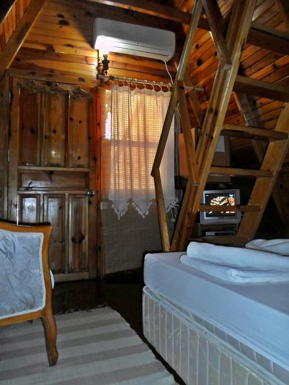 Oran Pansiyon Agac Evler Hotel Çıralı Luaran gambar