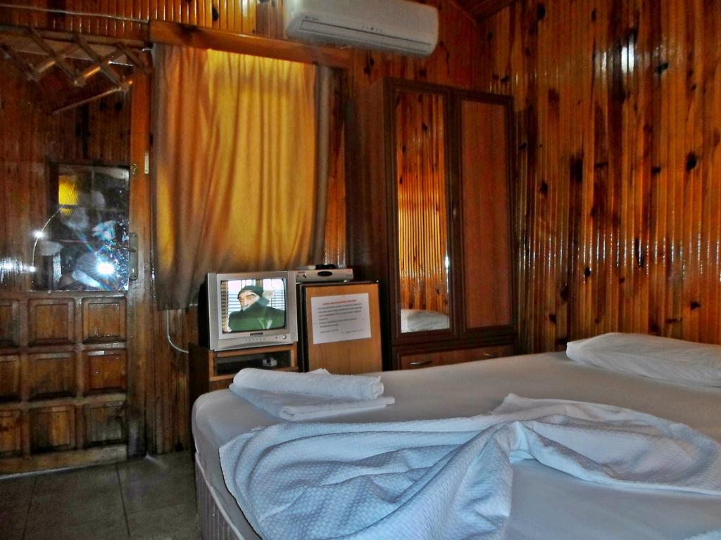 Oran Pansiyon Agac Evler Hotel Çıralı Luaran gambar